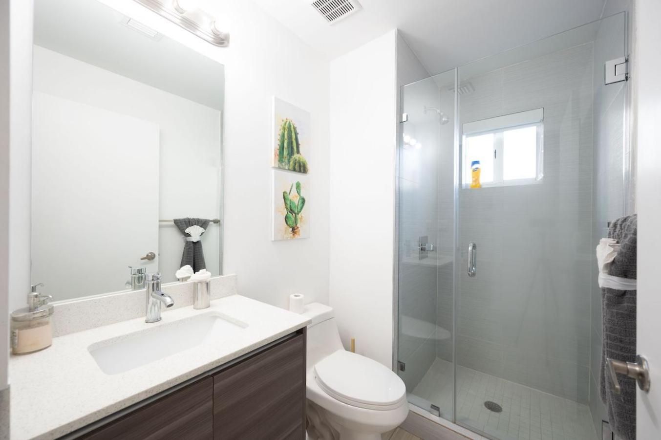 마이애미 Subtle 2 Bed In Edgewater Downtown With Free Parking 아파트 외부 사진