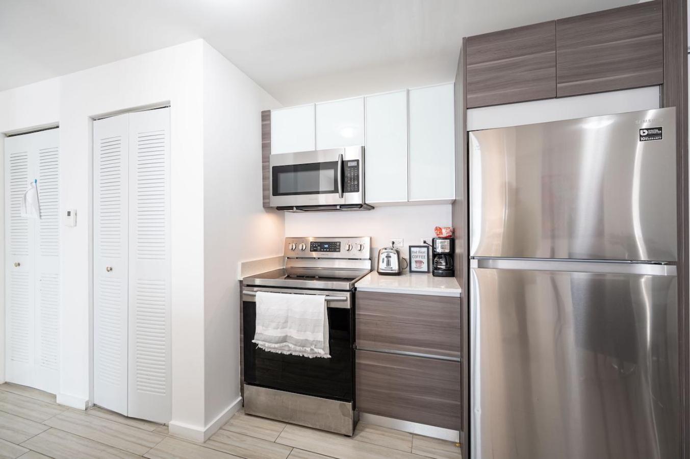 마이애미 Subtle 2 Bed In Edgewater Downtown With Free Parking 아파트 외부 사진